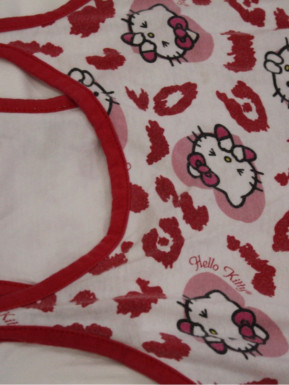 Hello Kitty White, Pink & Red Graphic Tank